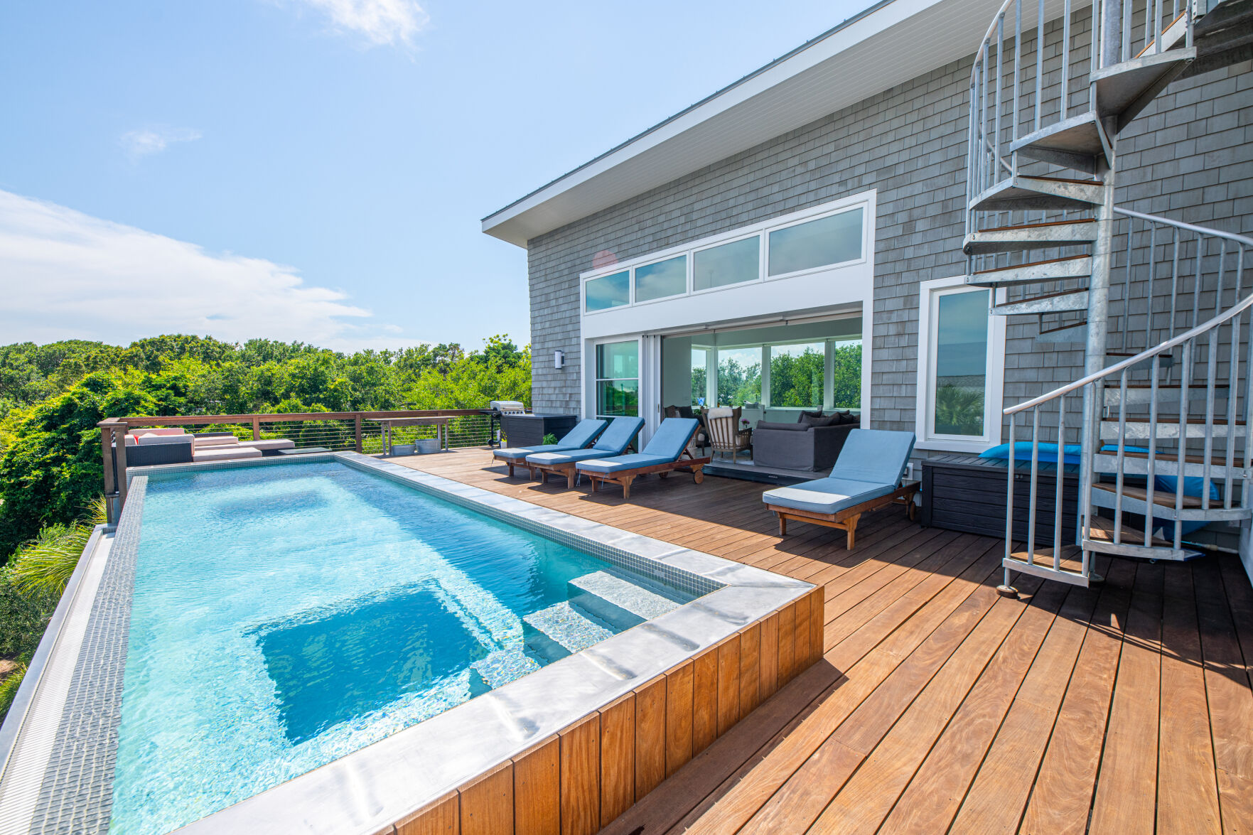 3115 Ion Pool
